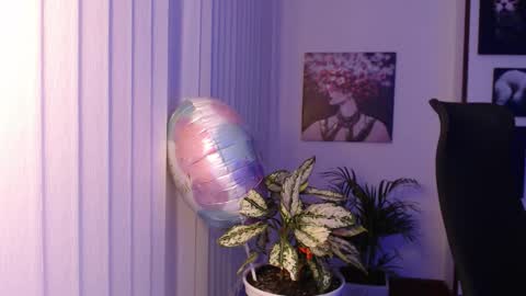 Hera online show from 11-27-25, 10:06