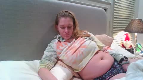 Snapshot of dixie_comanche chatting on 01-06-25, 04:15 dixie_comanche online show from 01-06-25, 04:15