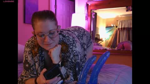 Snapshot of dixie_comanche chatting on 03-11-25, 02:54 dixie_comanche online show from 03-11-25, 02:54