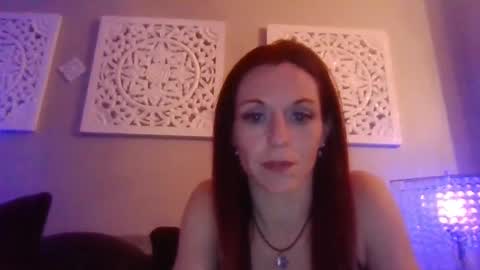Snapshot of dixieglam chatting on 02-19-25, 01:17 dixieglam online show from 02-19-25, 01:17