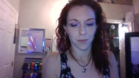 Snapshot of dixieglam chatting on 02-27-25, 01:27 dixieglam online show from 02-27-25, 01:27