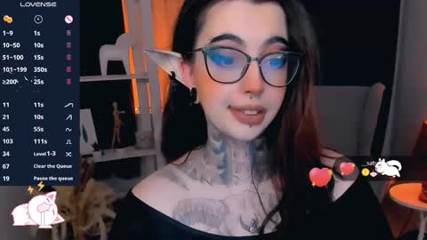 dixipixi_ online show from 11-15-25, 05:49