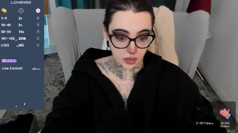 Snapshot of dixipixi_ chatting on 07-05-26, 10:22 dixipixi_ online show from 07-05-26, 10:22