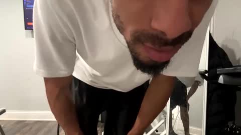 dixkzilla online show from 10-24-25, 08:27