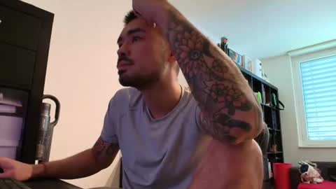 D online show from 09-19-25, 08:05