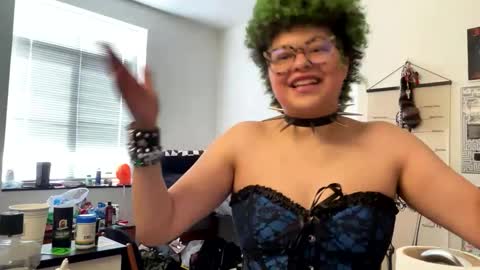 dizzinsweatyy online show from 02-23-25, 08:00