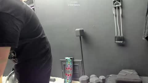 Snapshot of dj_capitain_claw chatting on 01-17-25, 02:50 Adrian Arturo online show from 01-17-25, 02:50