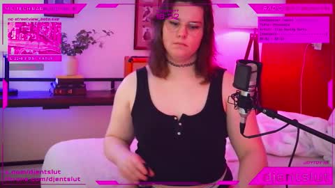 Snapshot of djentslut chatting on 03-01-26, 02:13 djentslut online show from 03-01-26, 02:13