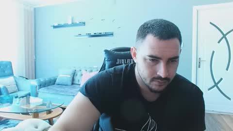 Snapshot of djmute chatting on 12-18-25, 09:59 STR8 BOYv online show from 12-18-25, 09:59