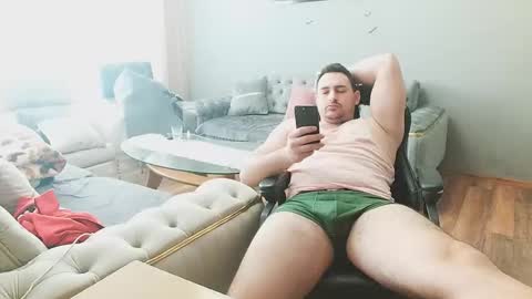 Snapshot of djmute chatting on 02-14-26, 06:32 STR8 BOYv online show from 02-14-26, 06:32