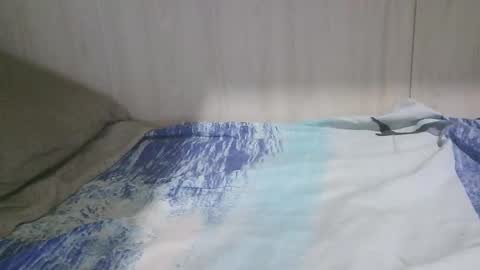 dkhkr93 online show from 02-10-25, 11:02