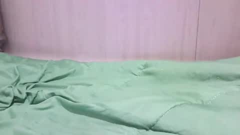 dkhkr93 online show from 03-11-25, 11:04