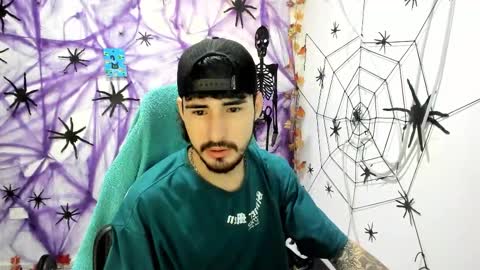 Snapshot of dmitrisanders1 chatting on 12-14-25, 02:00 Maybe in pvt online show from 12-14-25, 02:00