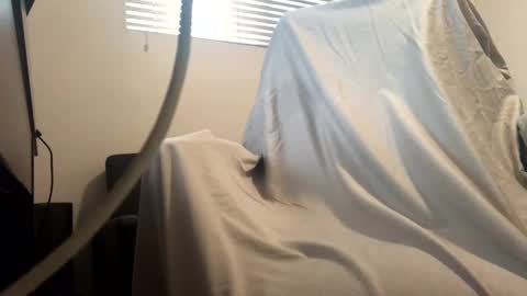 Donny online show from 10-05-25, 01:04