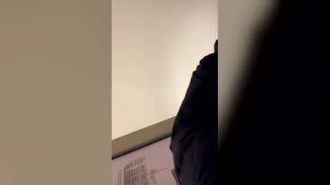 Snapshot of dnut4341 chatting on 04-07-26, 01:06 dnut4341 online show from 04-07-26, 01:06