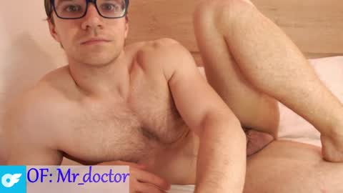 Snapshot of doctors_best_ chatting on 05-15-26, 11:01 doctors best online show from 05-15-26, 11:01