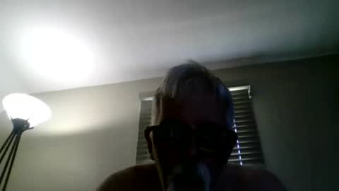 Snapshot of dodge2000guy chatting on 07-11-26, 08:00 playful online show from 07-11-26, 08:00