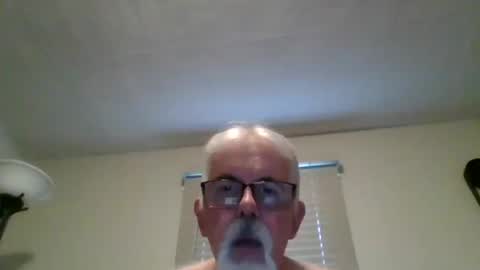Snapshot of dodge2000guy chatting on 08-01-26, 09:25 playful online show from 08-01-26, 09:25