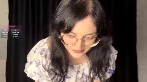 Annie PVT IS OPEN online show from 11-29-25, 09:18