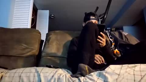 dogbone999081 online show from 10-20-25, 09:21