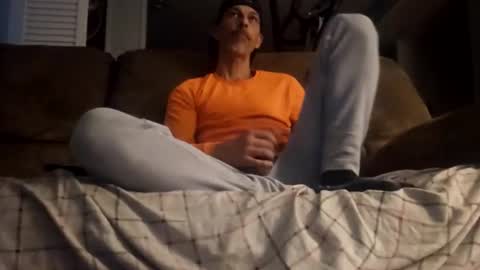 dogbone999081 online show from 10-28-25, 09:57