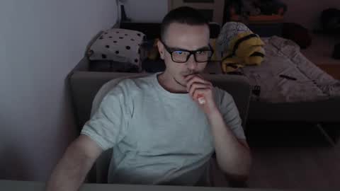 Syllar online show from 01-17-26, 06:44