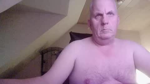 doggy2629 online show from 12-15-25, 04:55