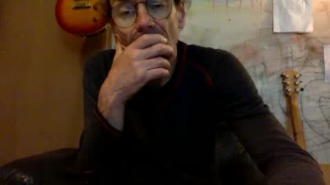 dogstarmanitee online show from 09-25-25, 01:04