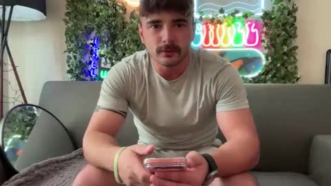 Snapshot of dohmerboyz chatting on 06-06-26, 11:31 GIJO online show from 06-06-26, 11:31