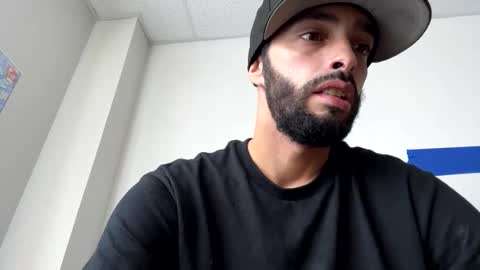 Snapshot of doingmek9 chatting on 10-18-25, 03:57 doingmek9 online show from 10-18-25, 03:57