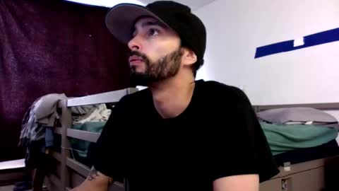 Snapshot of doingmek9 chatting on 11-23-25, 02:28 doingmek9 online show from 11-23-25, 02:28