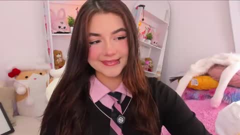 Snapshot of dolce_antonellaa chatting on 07-01-26, 02:13 antonella online show from 07-01-26, 02:13