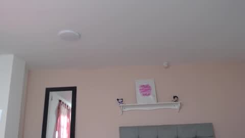 Dolce online show from 11-27-25, 12:18