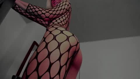 Ludika Santiago online show from 02-09-25, 02:50