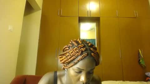 Snapshot of doll4daddy chatting on 09-09-25, 06:51 Lina online show from 09-09-25, 06:51