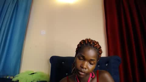 Snapshot of doll4daddy chatting on 09-13-25, 01:44 Lina online show from 09-13-25, 01:44