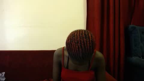 Snapshot of doll4daddy chatting on 10-12-25, 03:22 Lina online show from 10-12-25, 03:22