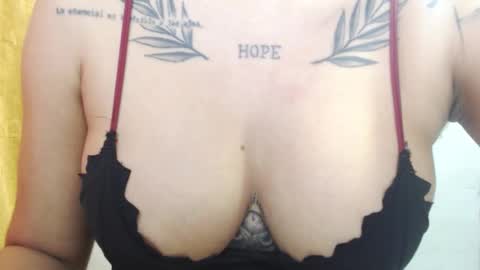 doll_and_thebrown online show from 10-17-25, 02:48