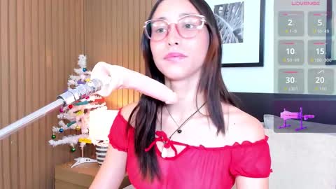 Bella  online show from 12-05-25, 07:54