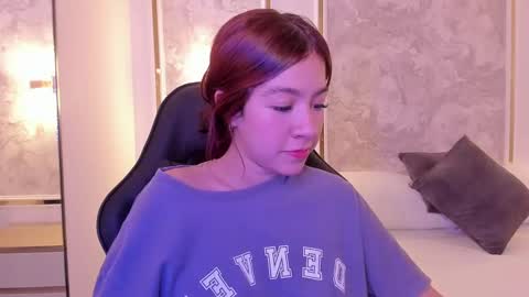 Snapshot of doll_eyeess_ chatting on 09-19-25, 03:08 D  online show from 09-19-25, 03:08