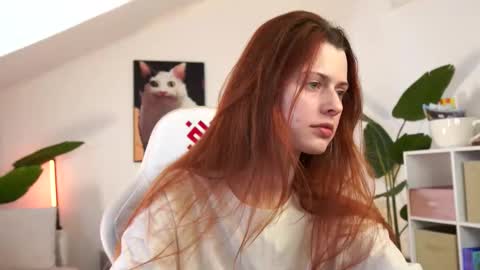 Your doll Lesli online show from 03-20-26, 01:05