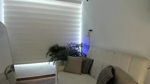Snapshot of doll_oriana chatting on 07-31-26, 07:13 doll_oriana online show from 07-31-26, 07:13