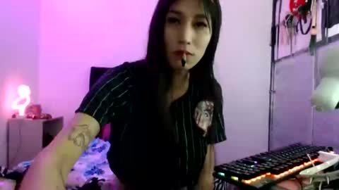 Snapshot of doll_sary chatting on 02-10-25, 01:03 Catherine XXX online show from 02-10-25, 01:03