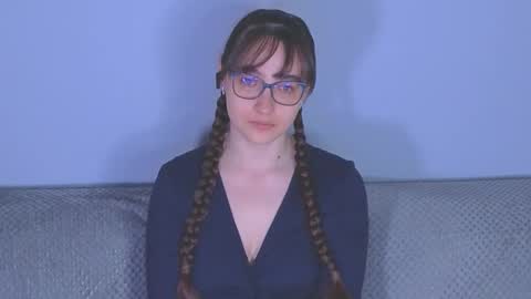 Snapshot of doll_tessa chatting on 05-20-26, 03:29 Tessa online show from 05-20-26, 03:29