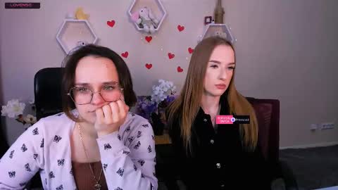 Snapshot of doll_vey chatting on 03-01-25, 09:18 doll_vey online show from 03-01-25, 09:18