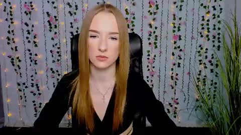 Snapshot of doll_vey chatting on 03-07-25, 09:29 doll_vey online show from 03-07-25, 09:29