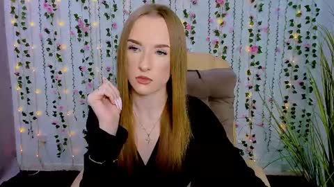 Snapshot of doll_vey chatting on 03-09-25, 09:24 doll_vey online show from 03-09-25, 09:24