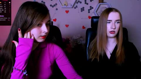 Snapshot of doll_vey chatting on 09-21-25, 07:04 doll_vey online show from 09-21-25, 07:04
