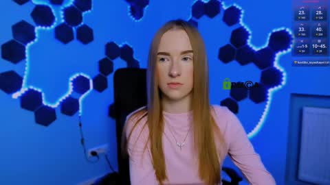 doll_vey online show from 12-16-25, 09:42