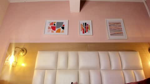 Abril online show from 12-20-24, 11:43